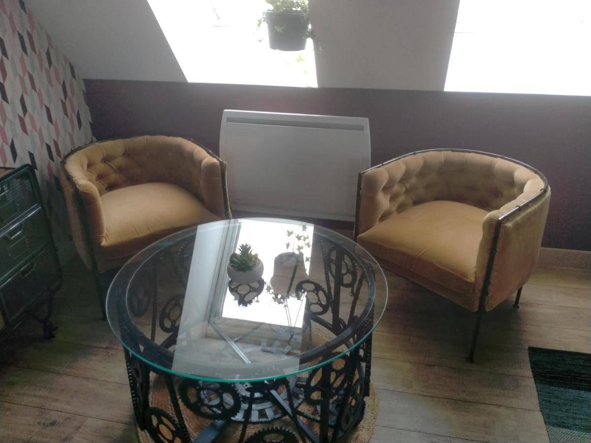 La Cour Des Ursulines Hotel Josselin Luaran gambar